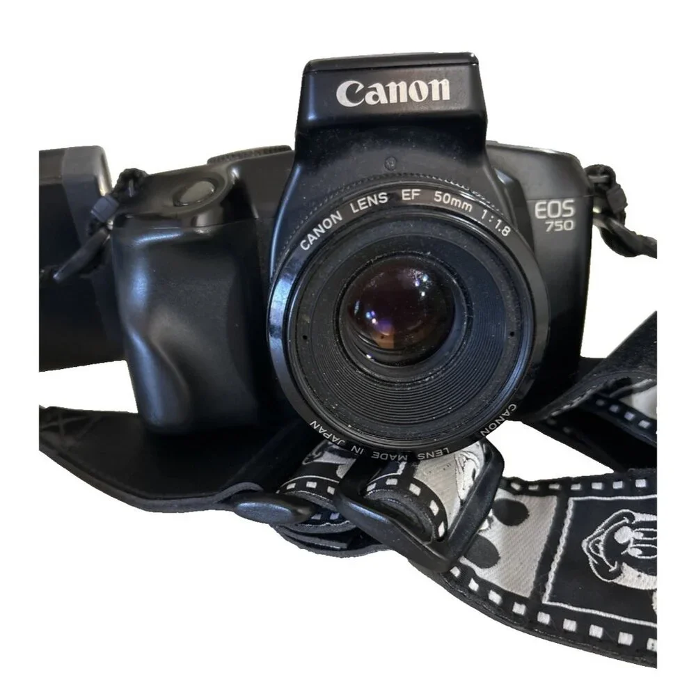 Canon EOS 750 SLR Camera with 35-55M Lens w/ Extra Sigma Zoom -a Lens 35-135mm